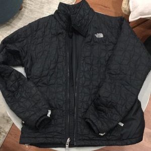 The North Face  quilted jacket large